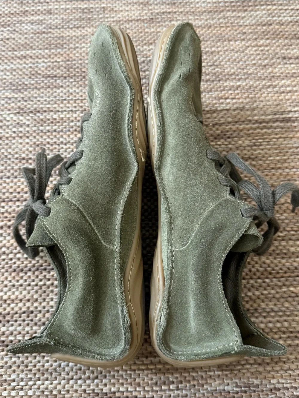 Vivo barefoot lightweight minimalist